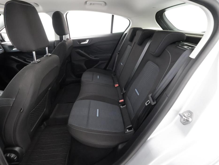 FORD FOCUS 2023