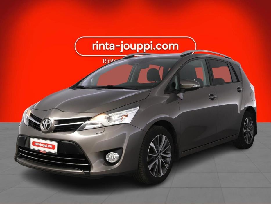 TOYOTA VERSO 2016