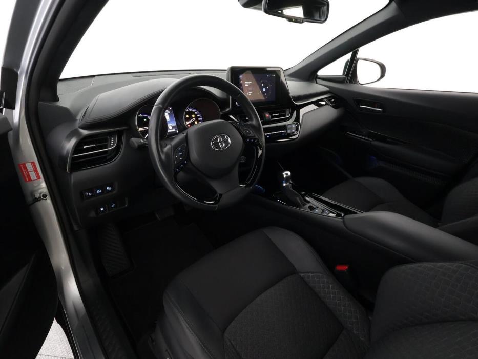 TOYOTA C-HR 2023