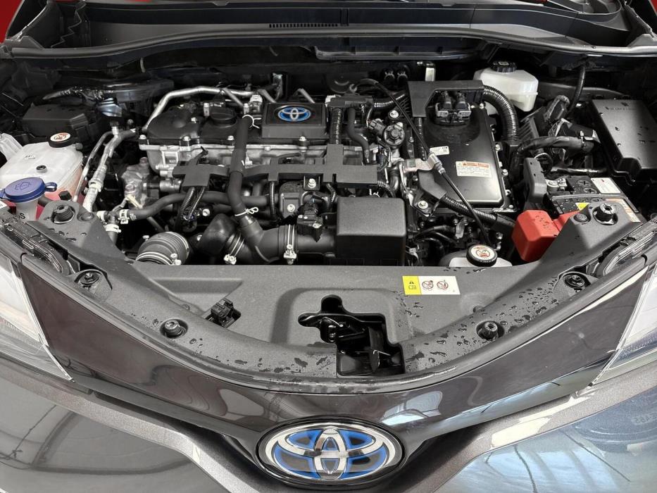 TOYOTA C-HR 2023