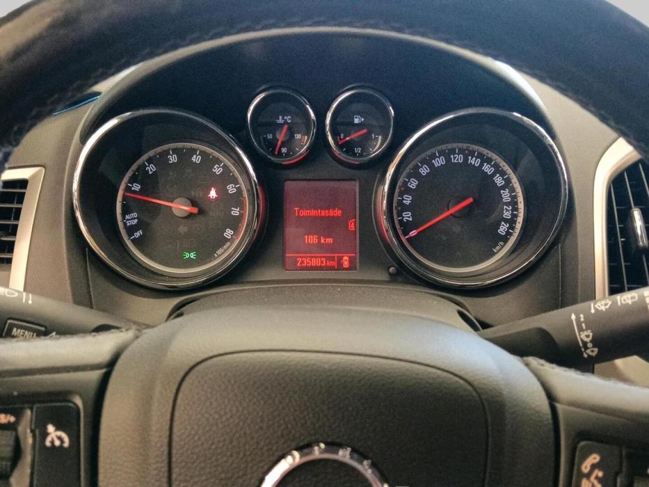 OPEL Astra 2013