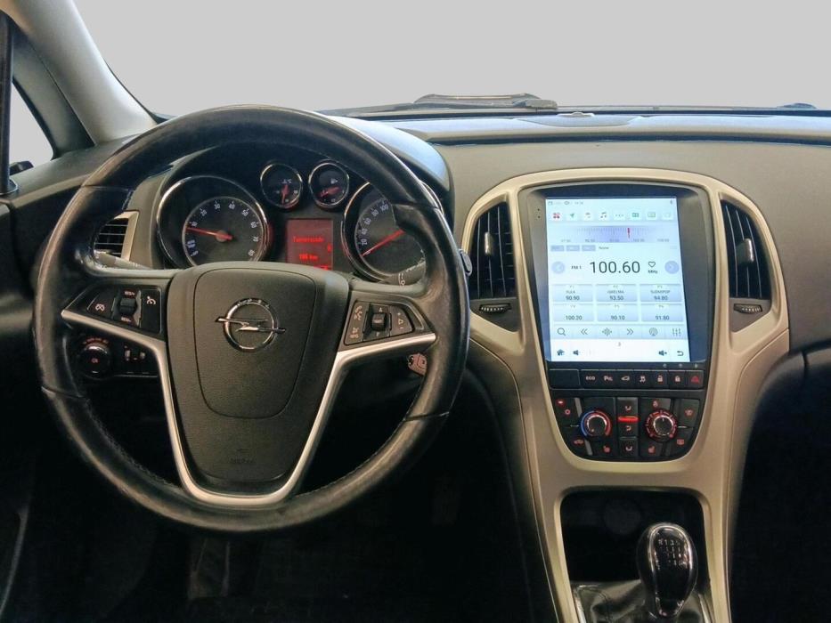 OPEL Astra 2013
