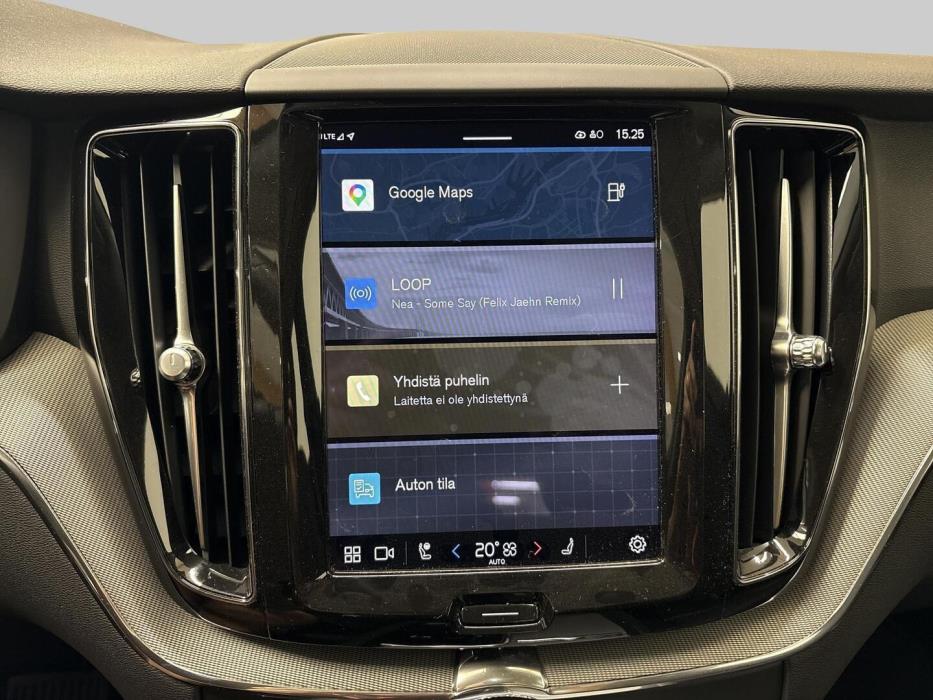 VOLVO XC60 2023