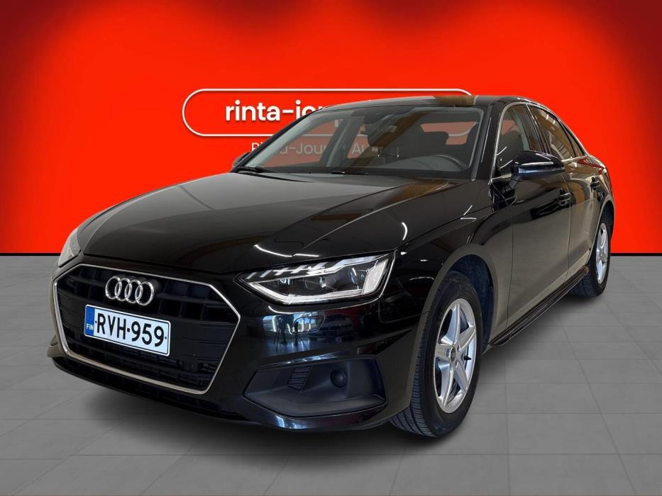 AUDI A4 2023