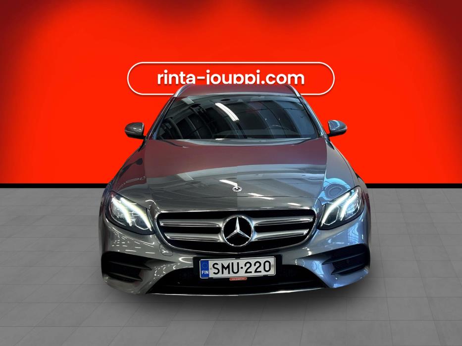 MERCEDES-BENZ E 2019