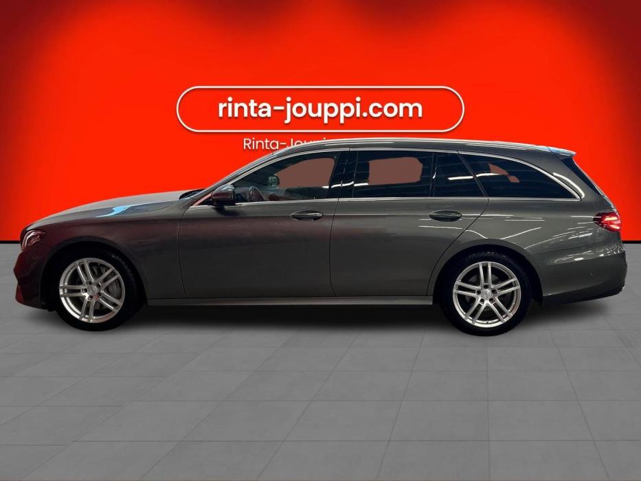 MERCEDES-BENZ E 2019