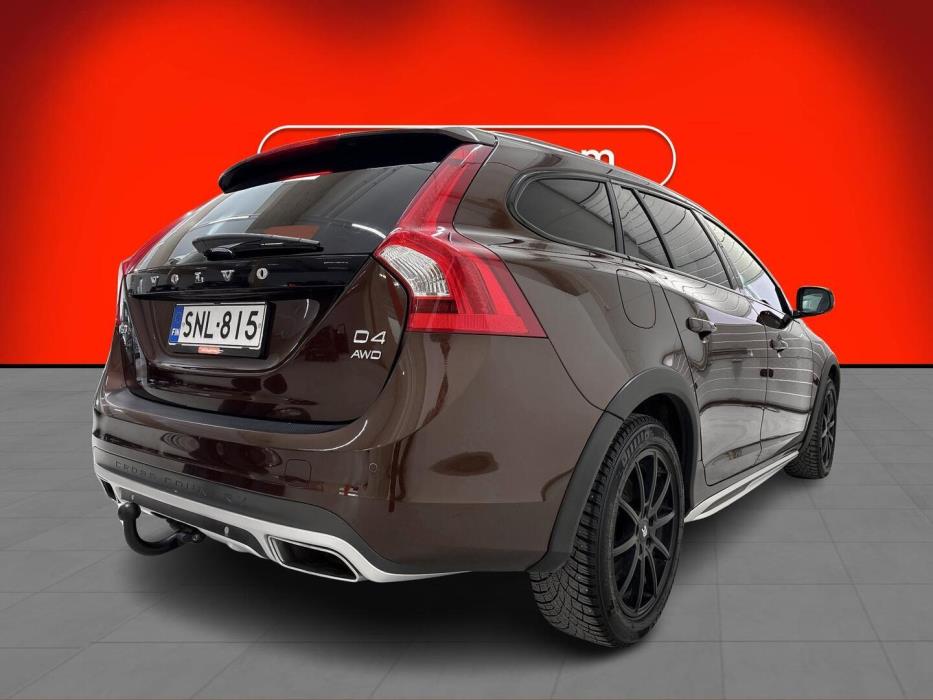 VOLVO V60 Cross Country 2016