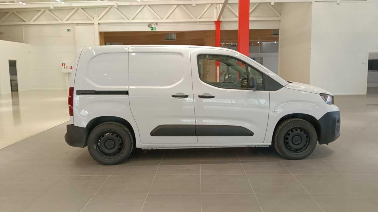 PEUGEOT Partner 2023