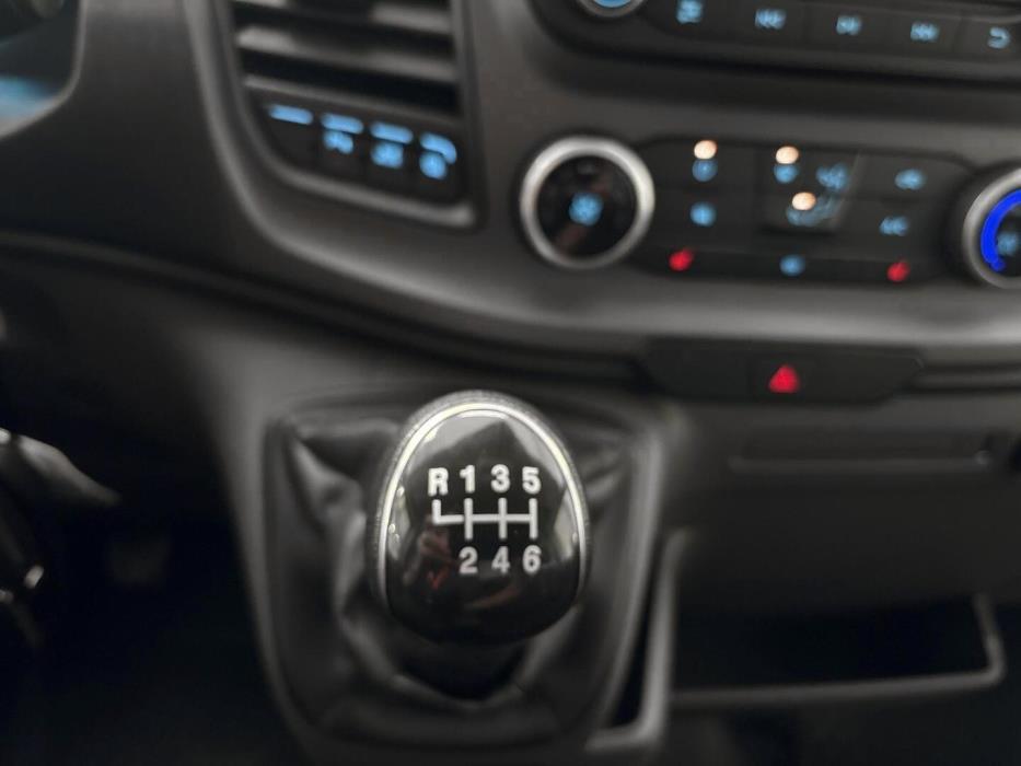 FORD Transit 2023