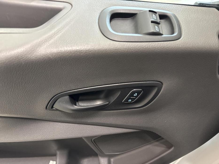 FORD Transit 2023