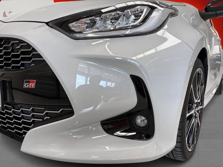 TOYOTA YARIS 2022