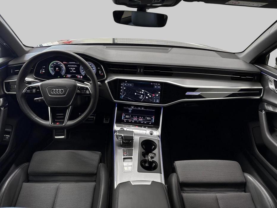 AUDI A6 2023