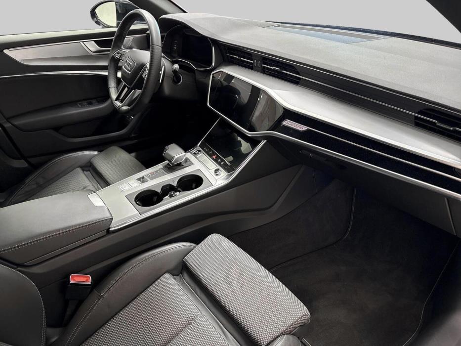 AUDI A6 2023