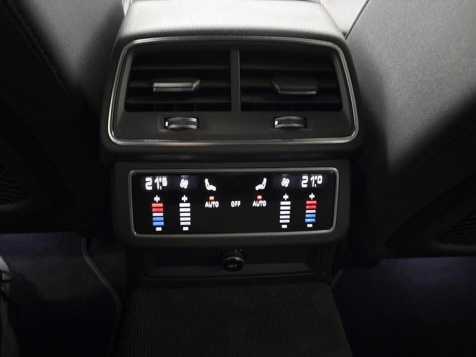 AUDI A6 2023