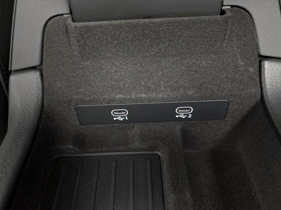 AUDI A6 2023