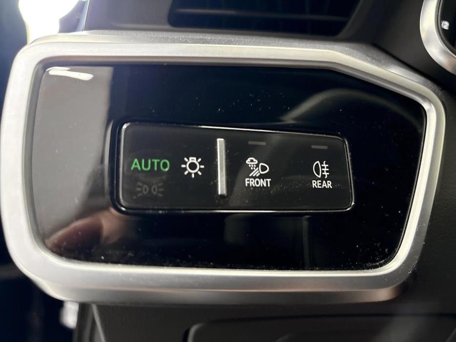 AUDI A6 2023