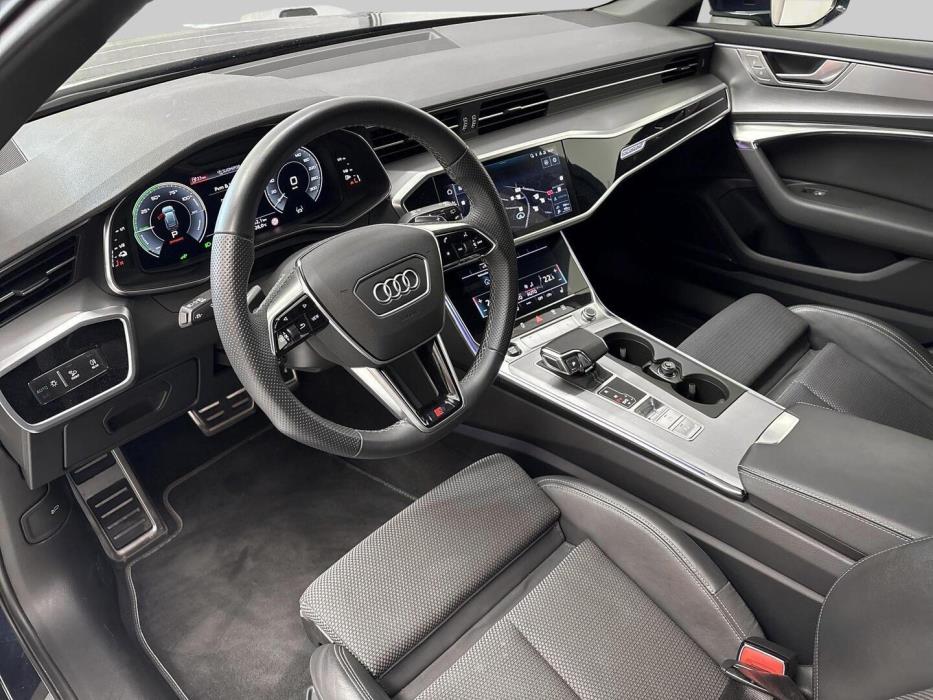 AUDI A6 2023