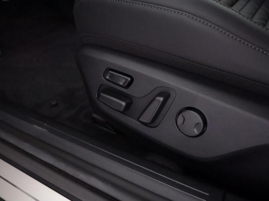 KIA EV4 2026