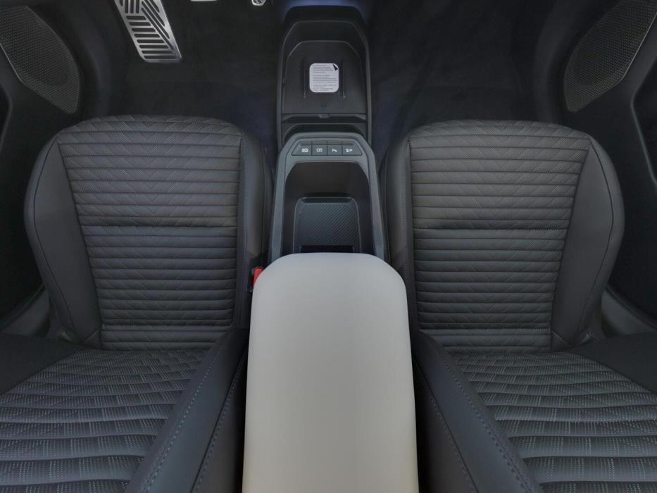 KIA EV4 2026