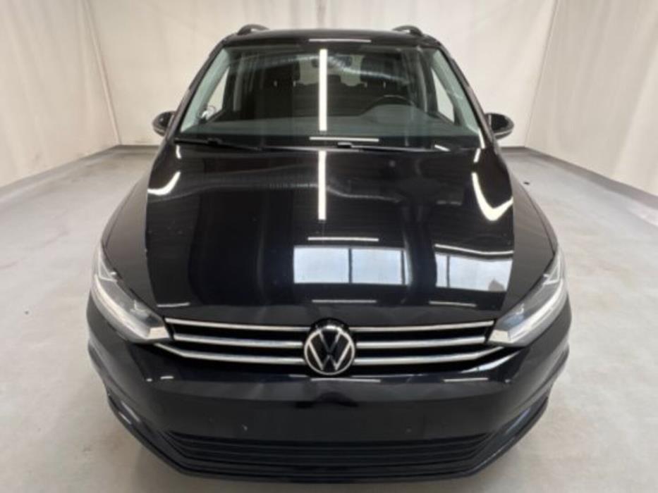 VOLKSWAGEN TOURAN 2021