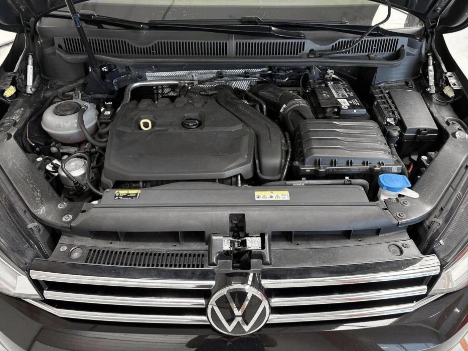 VOLKSWAGEN TOURAN 2021