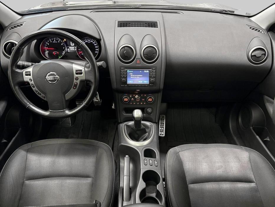 NISSAN Qashqai 2013