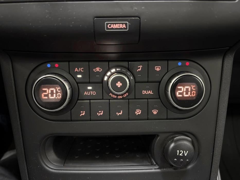 NISSAN Qashqai 2013
