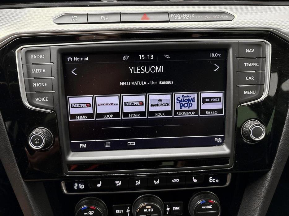 VOLKSWAGEN Passat 2016
