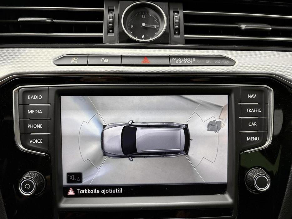 VOLKSWAGEN Passat 2016