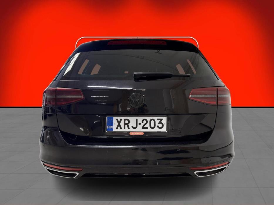 VOLKSWAGEN Passat 2016