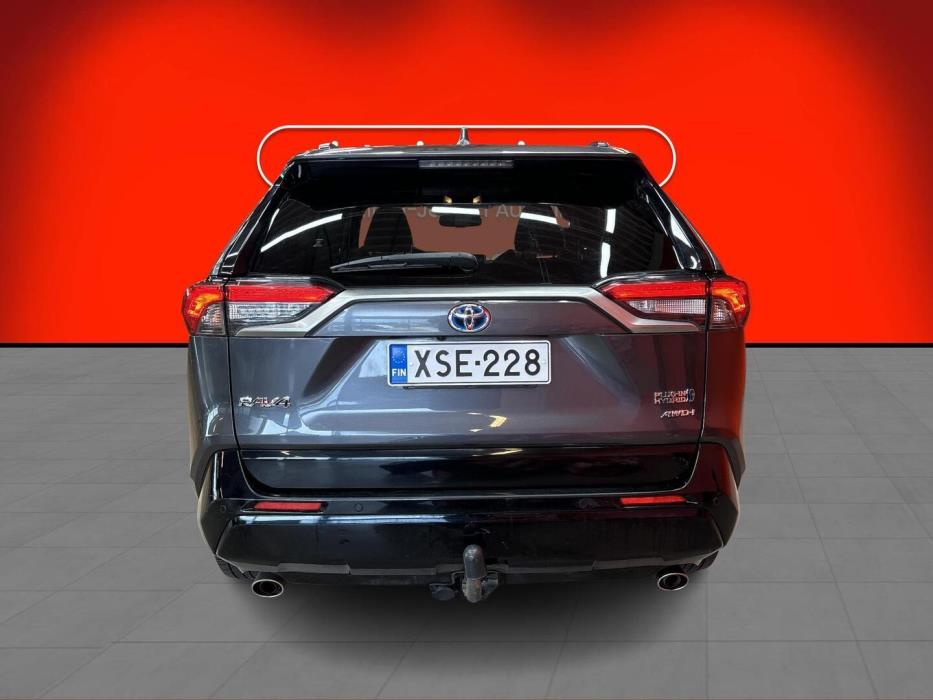 TOYOTA RAV4 Plug-in 2021