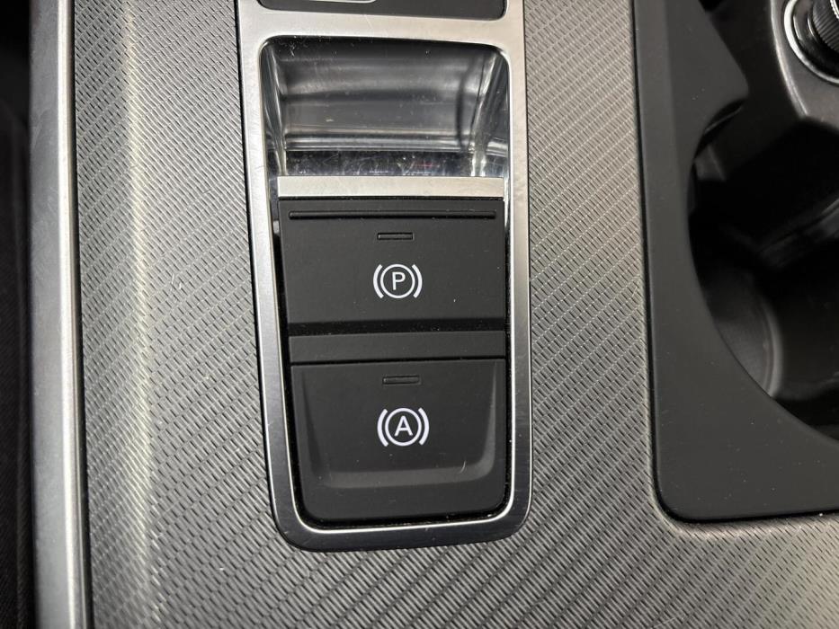 AUDI A6 2022