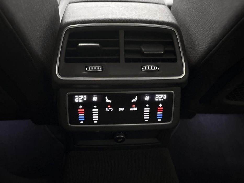 AUDI A6 2022