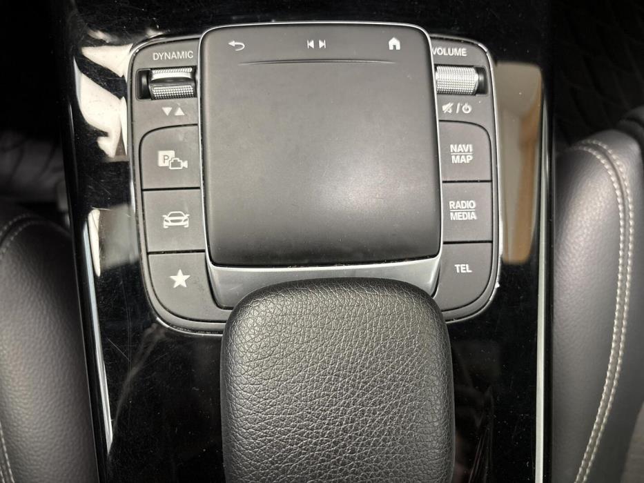 MERCEDES-BENZ CLA 2021