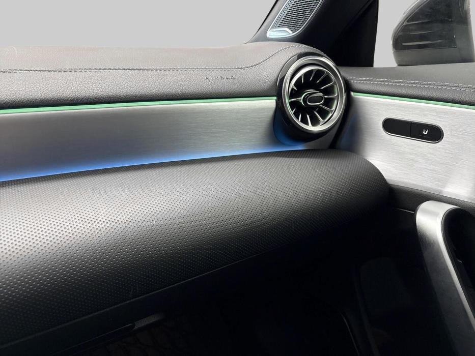 MERCEDES-BENZ CLA 2021