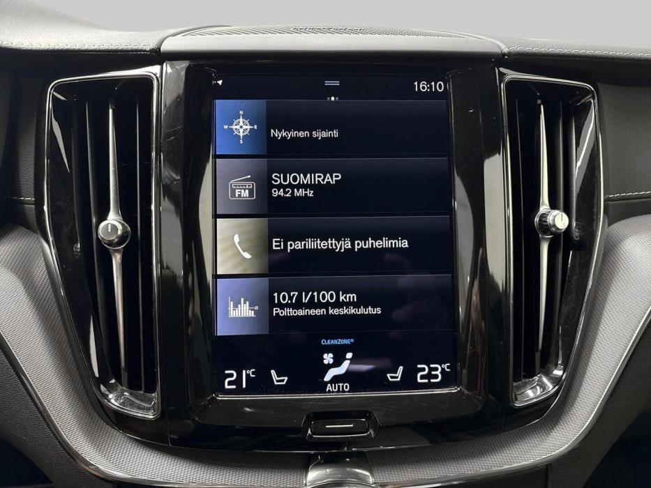 VOLVO XC60 2021