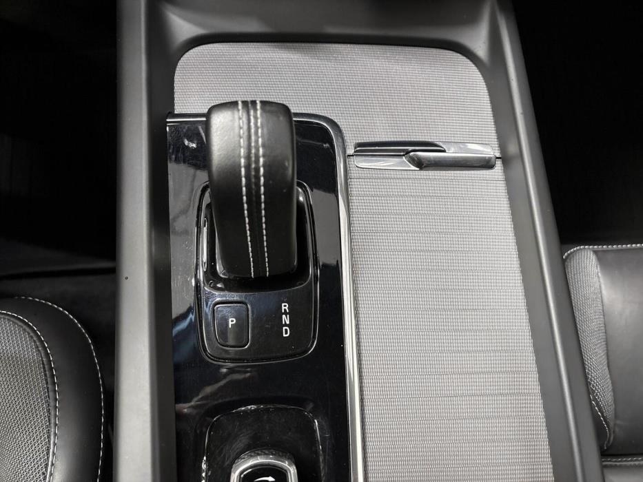 VOLVO XC60 2021