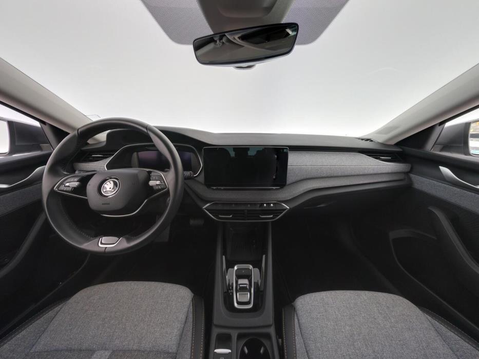 SKODA OCTAVIA 2024