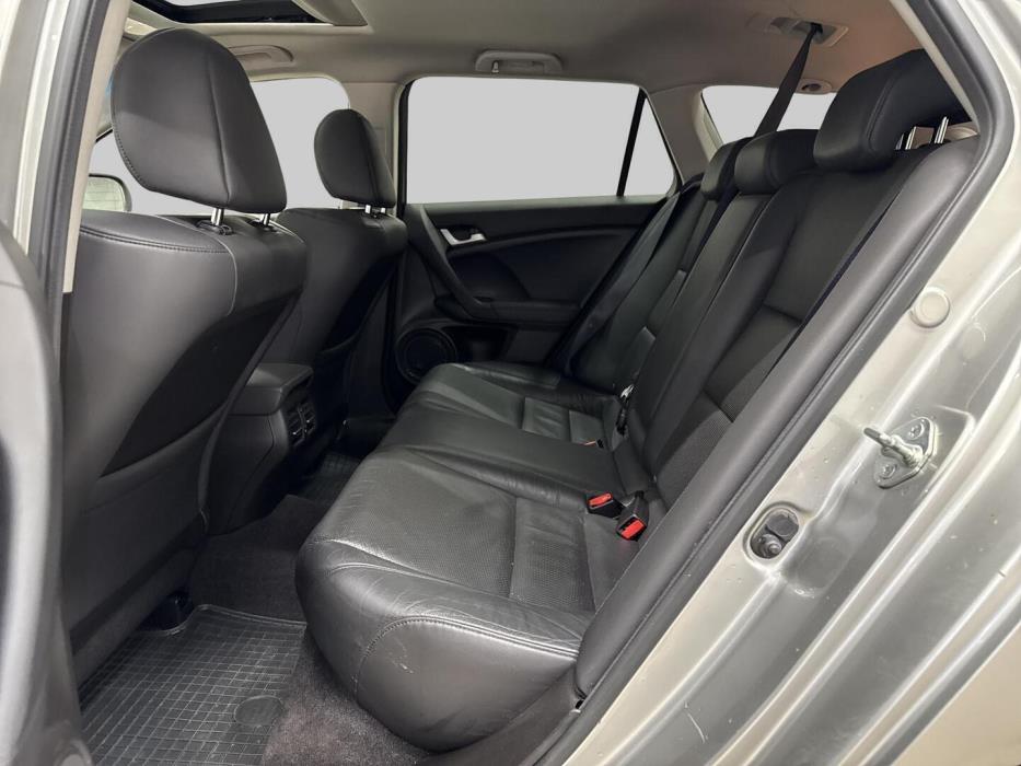 HONDA Accord 2011