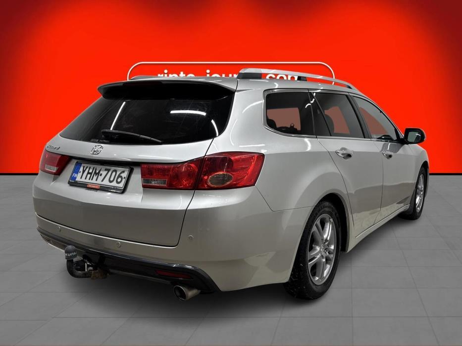 HONDA Accord 2011