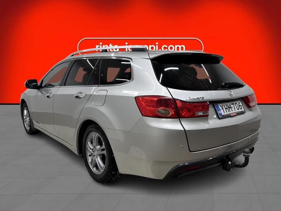 HONDA Accord 2011