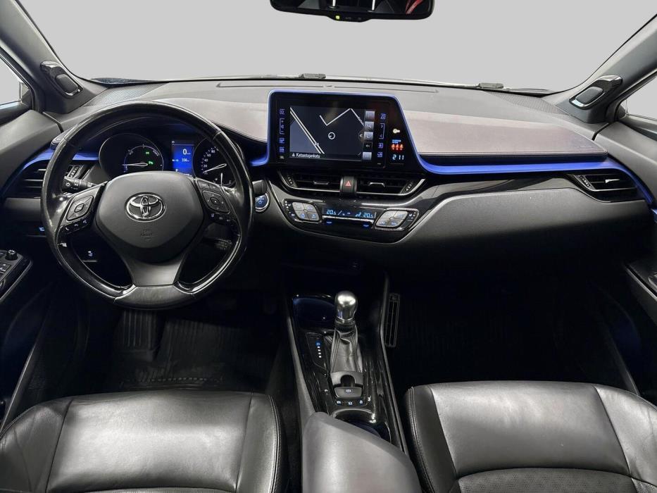 TOYOTA C-HR 2017