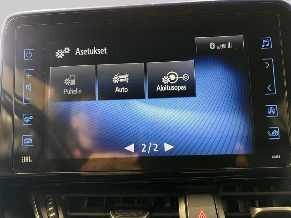 TOYOTA C-HR 2017
