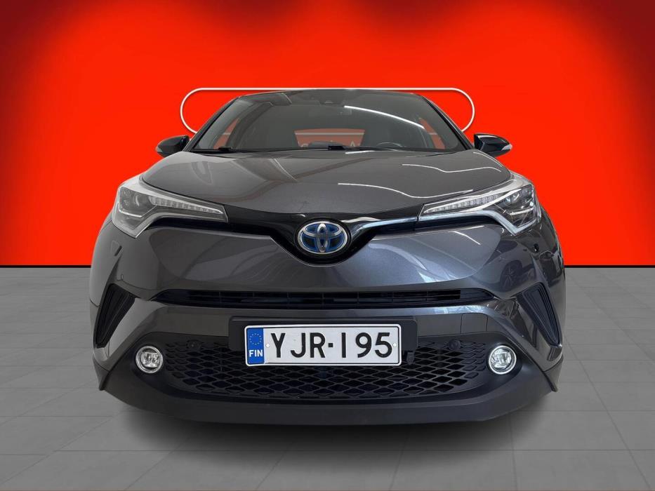 TOYOTA C-HR 2017