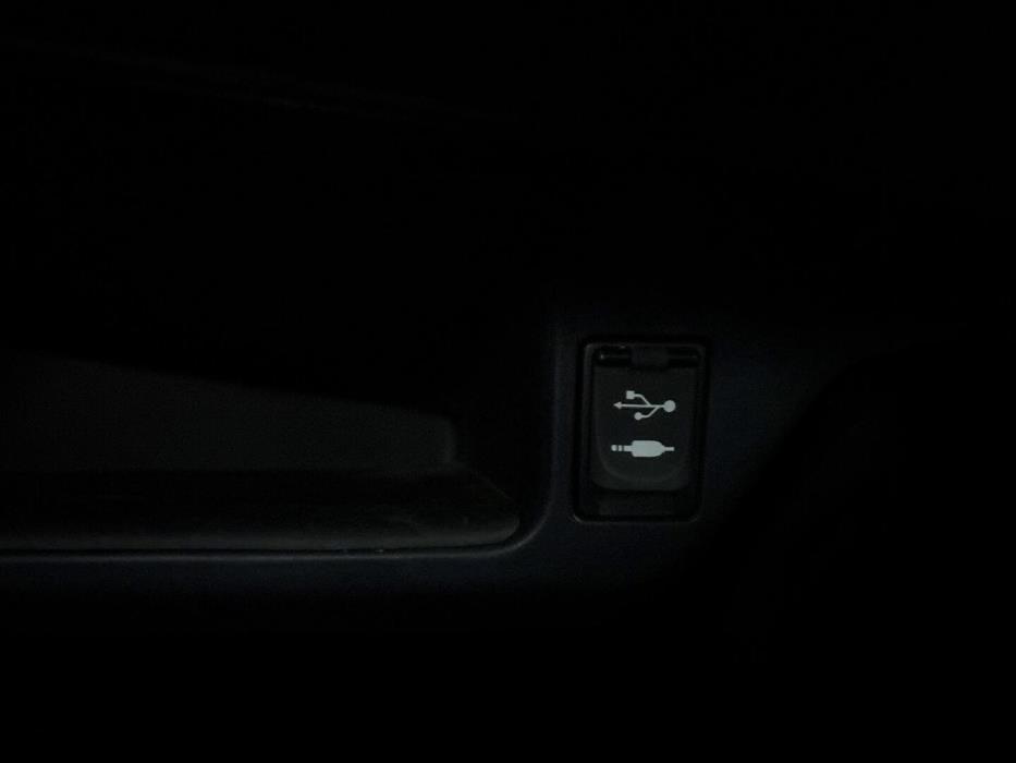 TOYOTA C-HR 2017