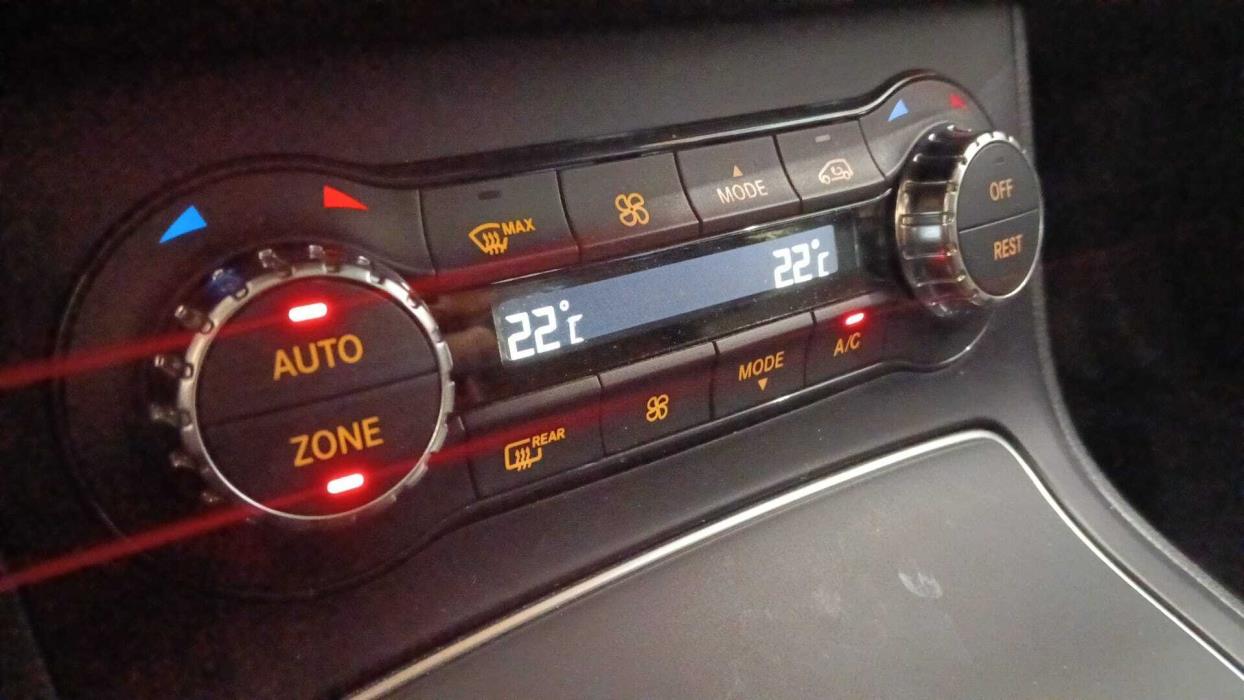 MERCEDES-BENZ B 2016