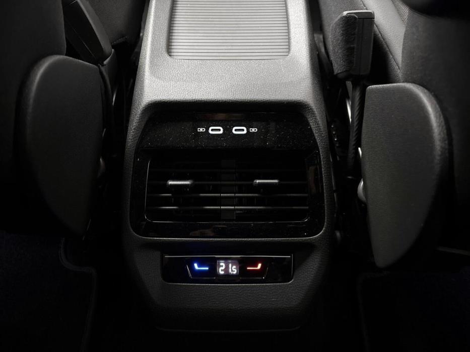 VOLKSWAGEN ID.5 2025