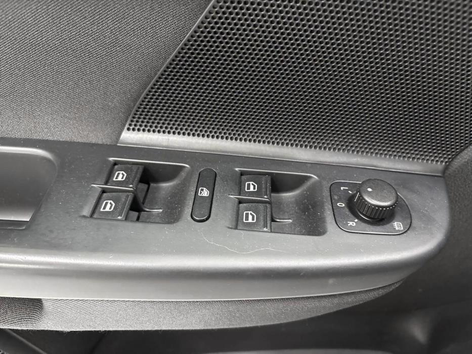 VOLKSWAGEN Golf 2010