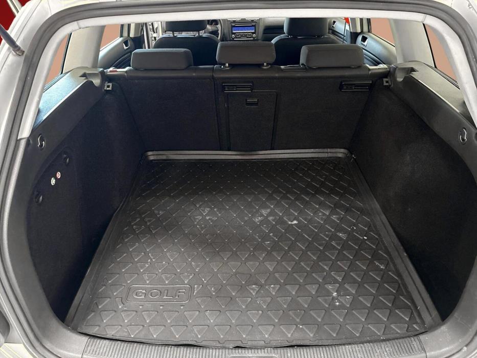 VOLKSWAGEN Golf 2010