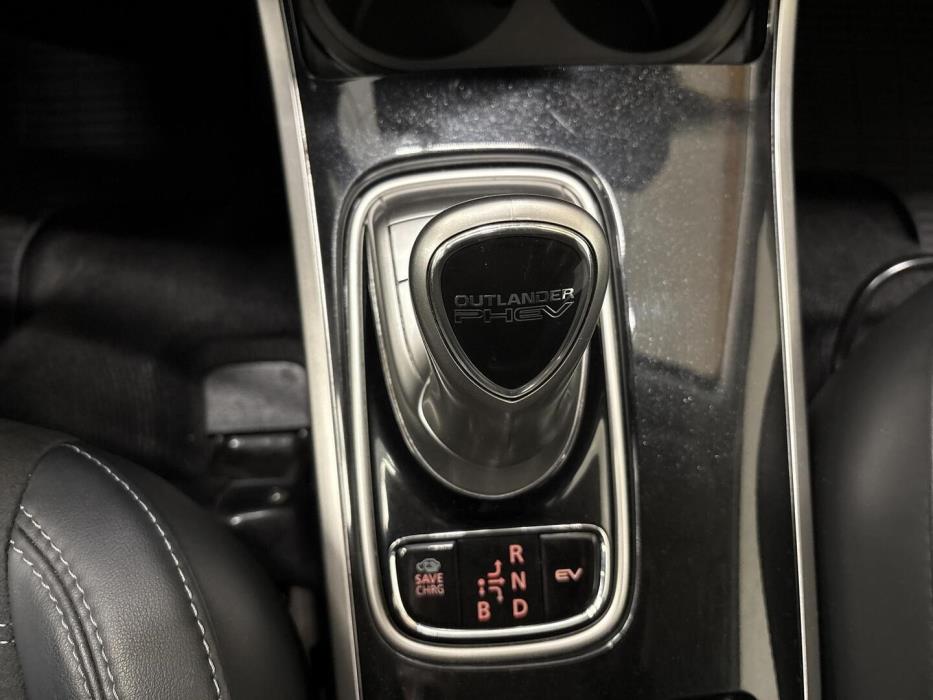 MITSUBISHI Outlander PHEV 2021